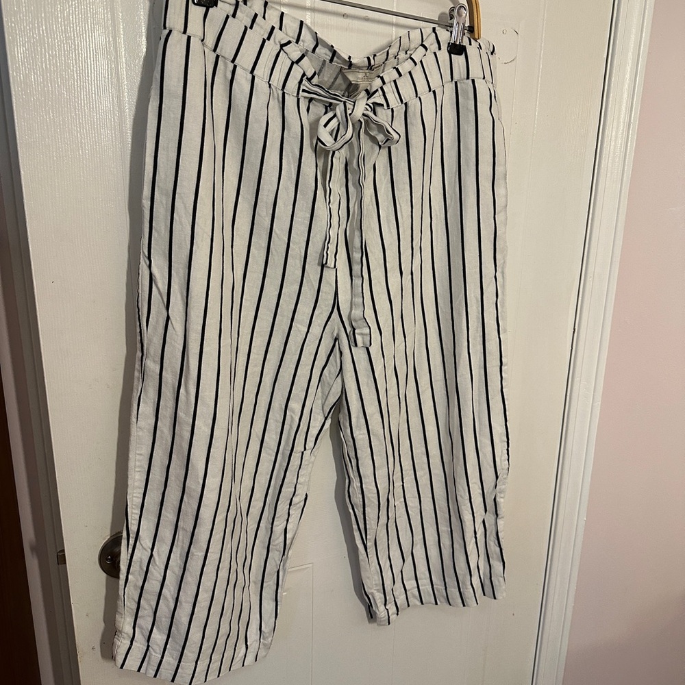 Jules & Leopold Black and White Striped Linen blend wide legged capris